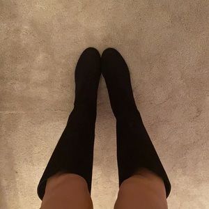 Calf length suede boots